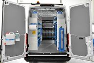 01_Volkswagen Transporter, оборудван от Syncro System като мобилна работилница 